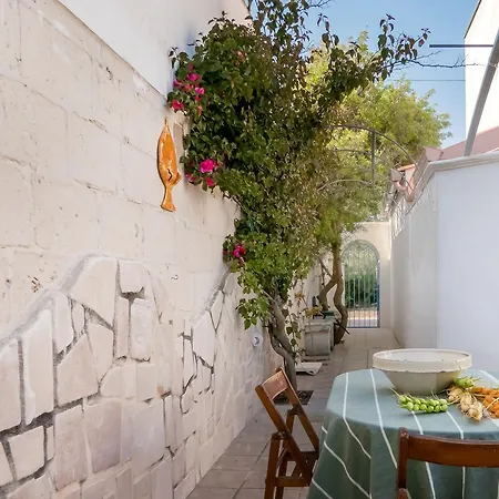 Casa Tulipano 1 *